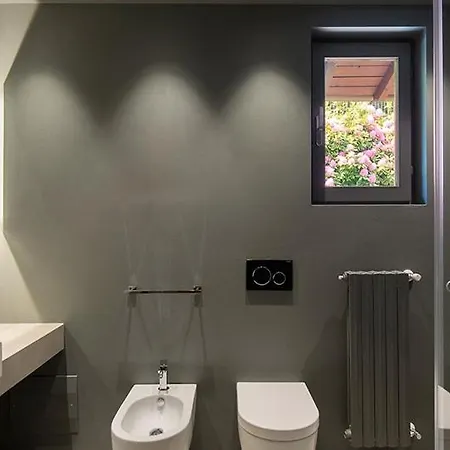 Villa Magognino Sleeps 10 Air Con Stresa